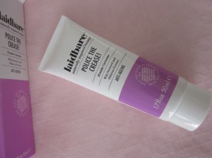 Laidbare Police the crease