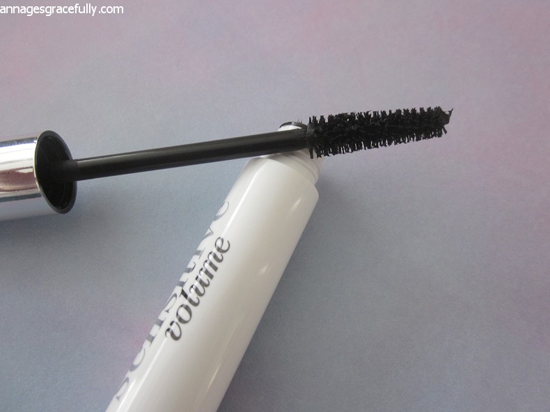 Etos sensitive volume mascara