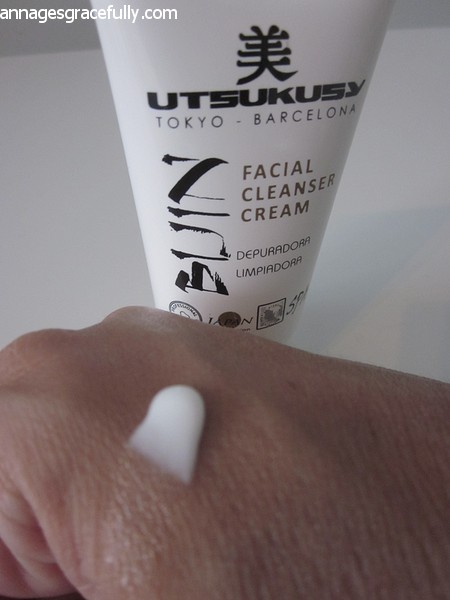 Utsukusy Bijin Facial Cleanser cream