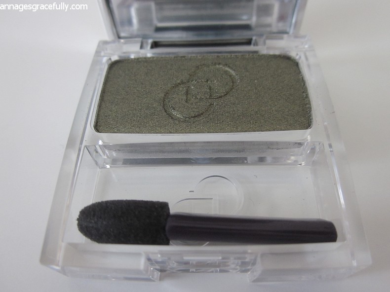 Dr. Pierre Ricaud Kaki oogschaduw