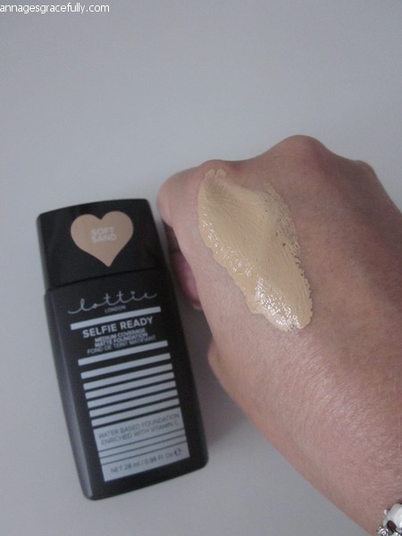 Lottie London Selfie Ready Soft Sand