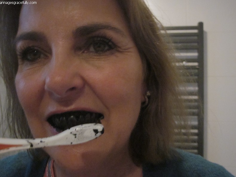 Bloomr Coconut Charcoal