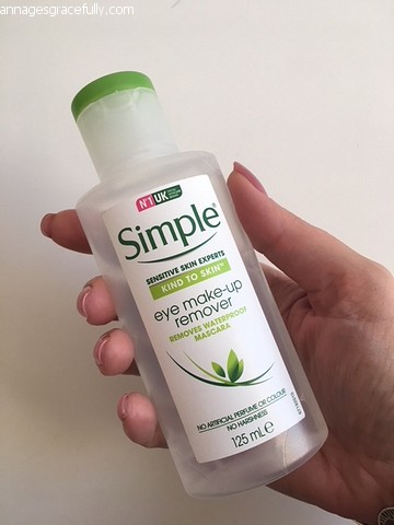 Simple eye make-up remover
