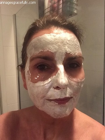GlamGlow mud mask