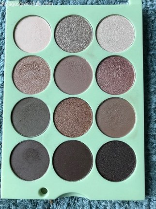 Natural Beauty Pixi by Petra