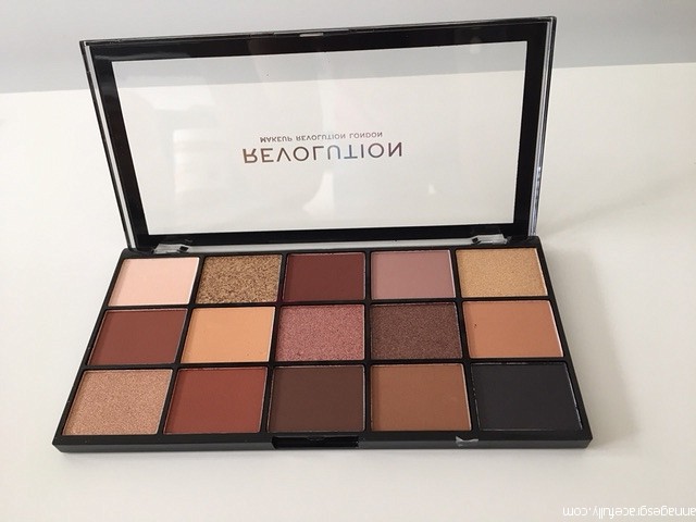 Velvet Rose palette Revolution